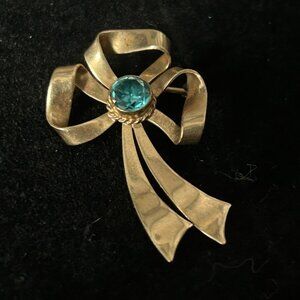 Vintage 10k Petite Gold Bow Brooch with Aquamarine Stone Center